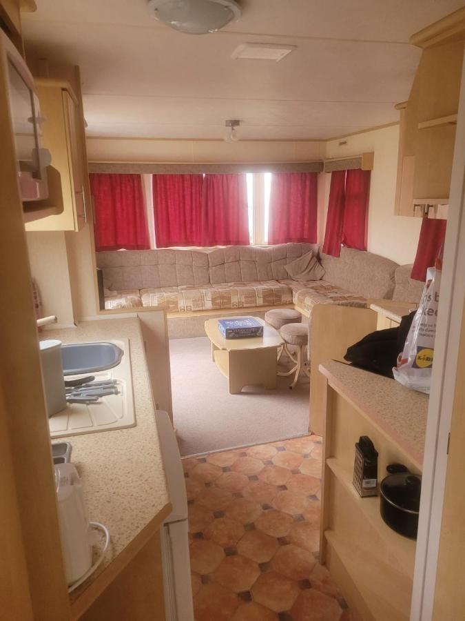 Апартаменти Sylvie'S Den Інголдмеллс Екстер'єр фото